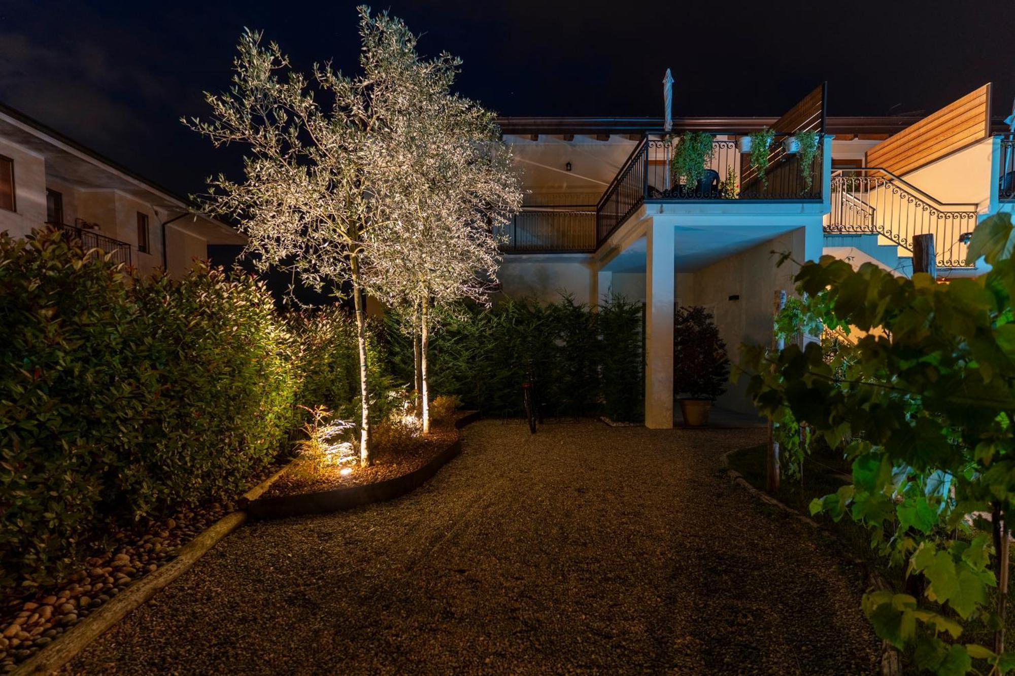 Le Casette Di Orta Apartments Орта-Сан-Джулио Экстерьер фото