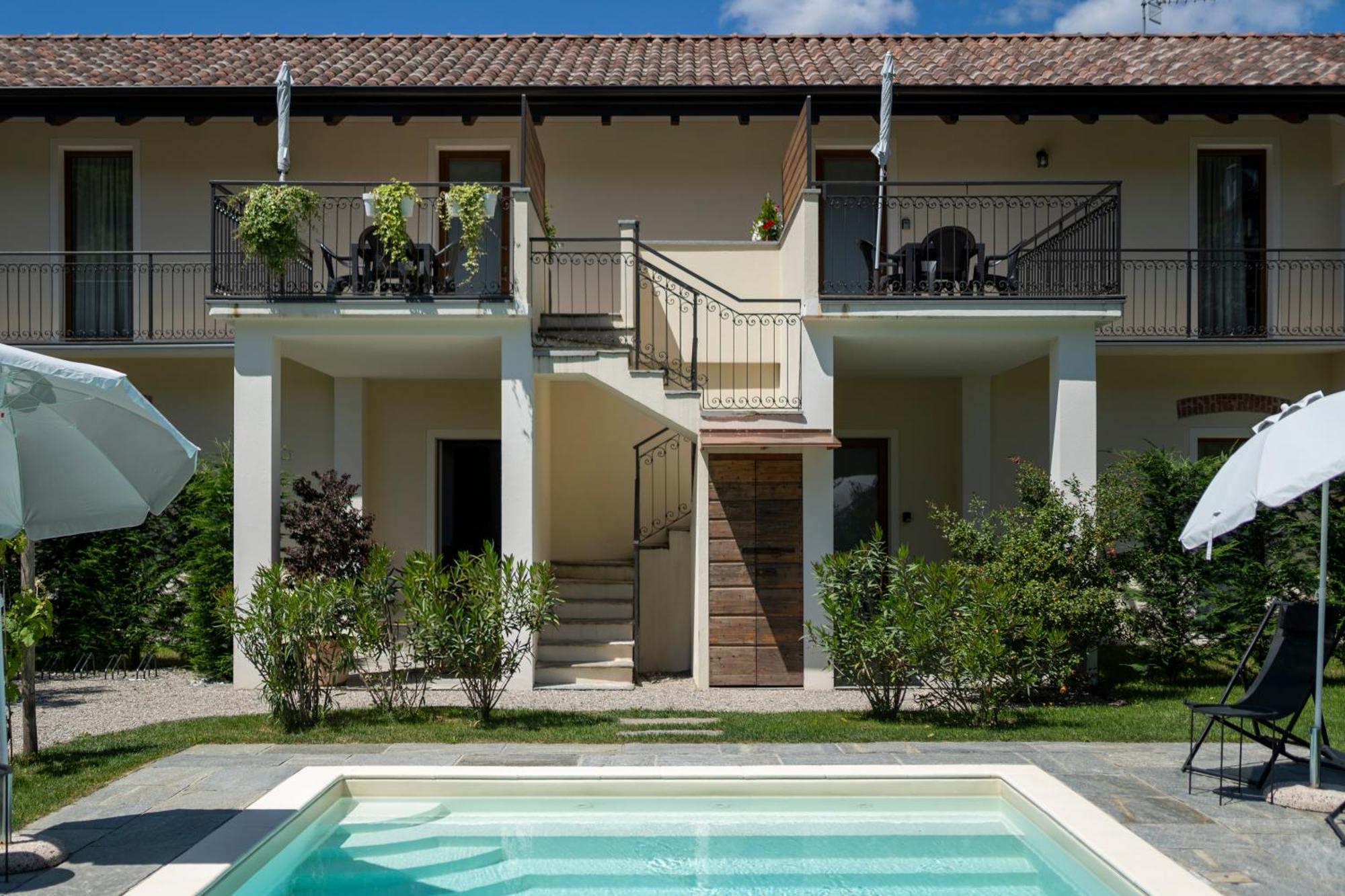 Le Casette Di Orta Apartments Орта-Сан-Джулио Экстерьер фото